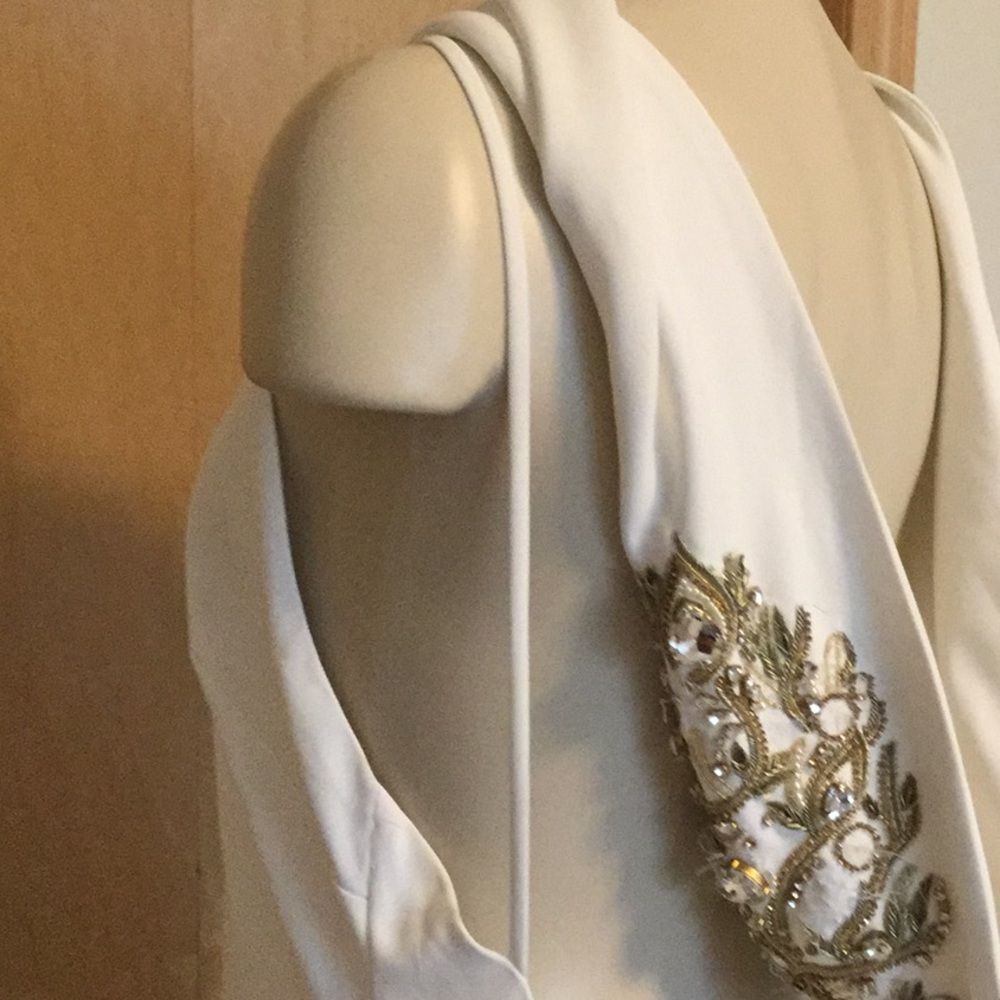 Ivory backless gown embellished cowl back detail - Picture 6 of 9